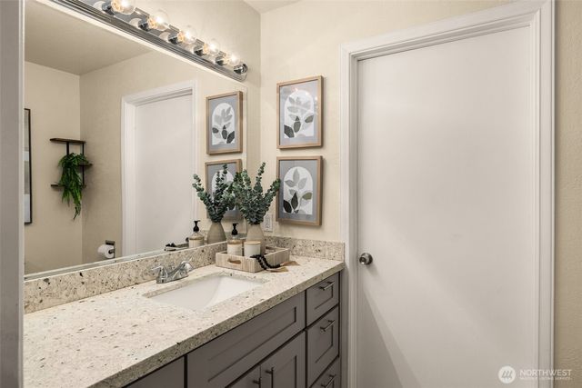 17021 76th Avenue W, Edmonds, WA 98026