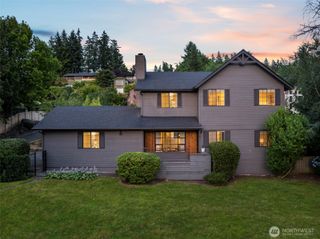 17021 76th Avenue W, Edmonds, WA 98026