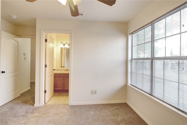 1730 N Chestnut Avenue, Fayetteville, AR 72703