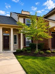 3612 Oakmonte Boulevard, Oakland Charter Township, MI 48306