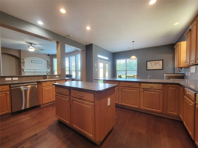 629 Unbridled Lane, Keller, TX 76248