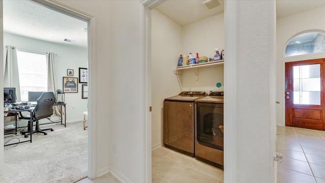 2003 Domeniko Drive, Fresno, TX 77545