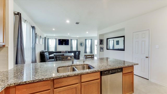 2003 Domeniko Drive, Fresno, TX 77545