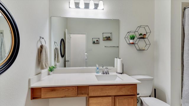 2003 Domeniko Drive, Fresno, TX 77545