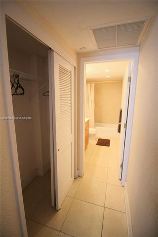 401 69th Street 1502, Miami Beach, FL 33141