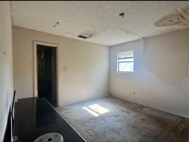 432 W Avenue D, Robstown, TX 78380