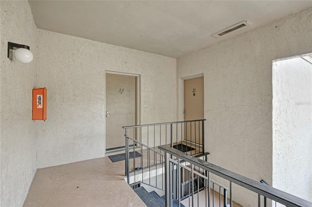 3282 S SEMORAN BOULEVARD 22, Orlando, FL 32822