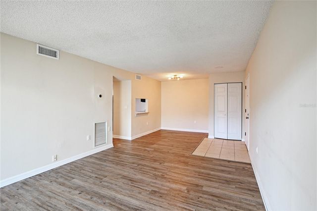 3282 S SEMORAN BOULEVARD 22, Orlando, FL 32822