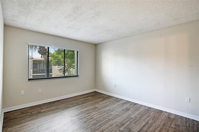 3282 S SEMORAN BOULEVARD 22, Orlando, FL 32822
