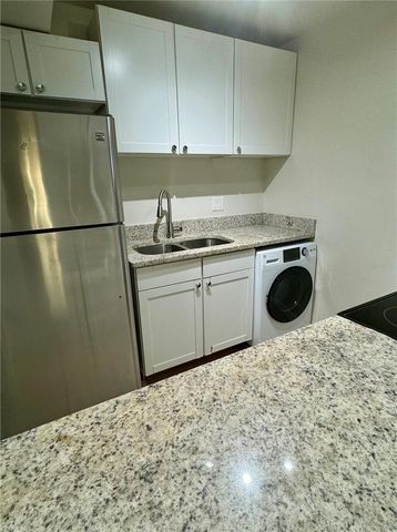 3282 S SEMORAN BOULEVARD 22, Orlando, FL 32822