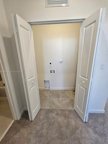 1148 SE 2nd Street, Florida City, FL 33034