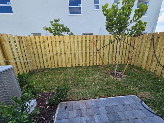 1148 SE 2nd Street, Florida City, FL 33034