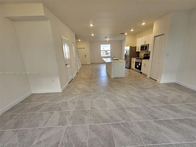 1148 SE 2nd Street, Florida City, FL 33034