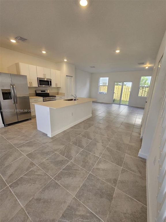 1148 SE 2nd Street, Florida City, FL 33034
