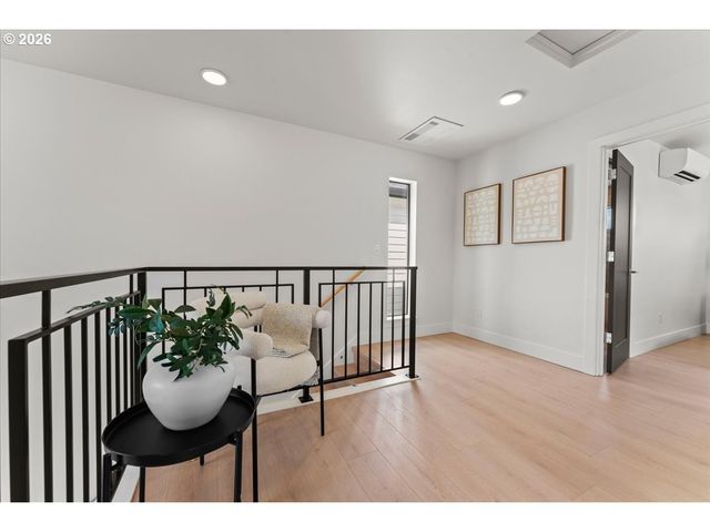 7884 Se 70th Ave, Portland, OR 97206