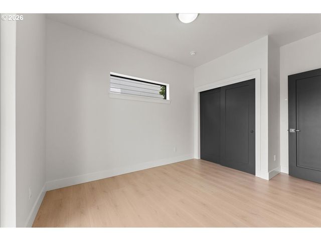 7884 Se 70th Ave, Portland, OR 97206