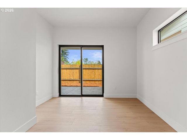 7884 Se 70th Ave, Portland, OR 97206