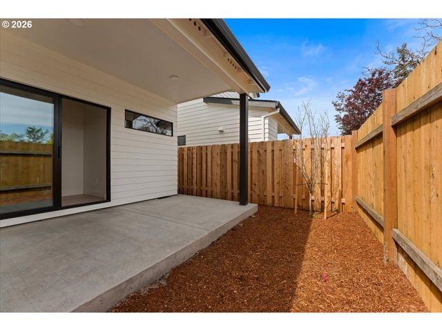 7884 Se 70th Ave, Portland, OR 97206