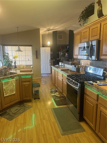 208 Breezy Shore Avenue, North Las Vegas, NV 89031