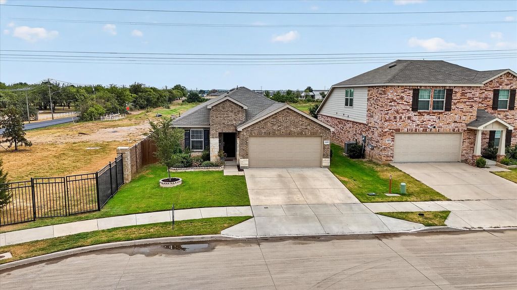 4409 Greenham Lane, Fort Worth, TX 76036 — photo 3