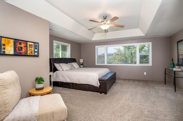 2928 Flint Ridge Avenue, Medford, OR 97504