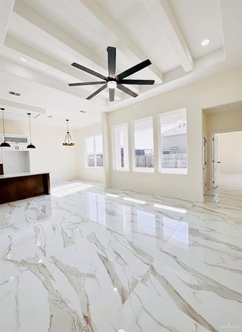 2410 E Sabinal Avenue, Hidalgo, TX 78557