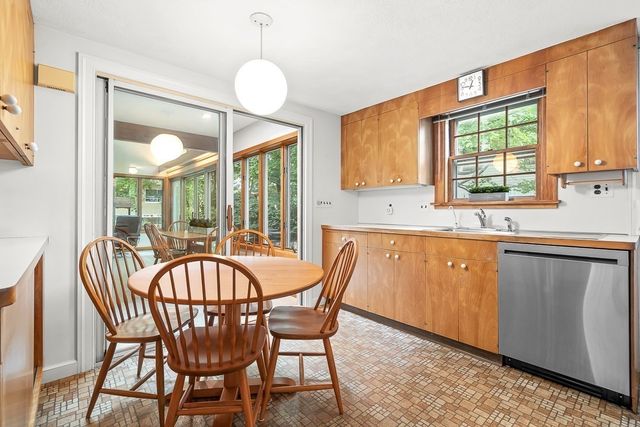 8 North Gateway, Winchester, MA 01890