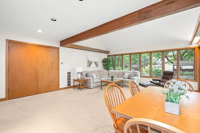 8 North Gateway, Winchester, MA 01890