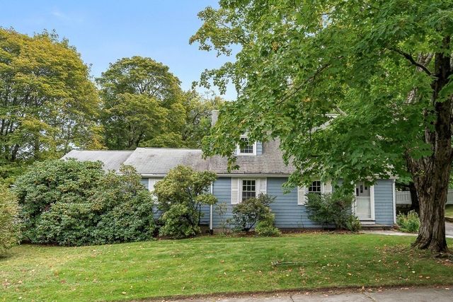 8 North Gateway, Winchester, MA 01890