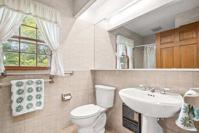 8 North Gateway, Winchester, MA 01890