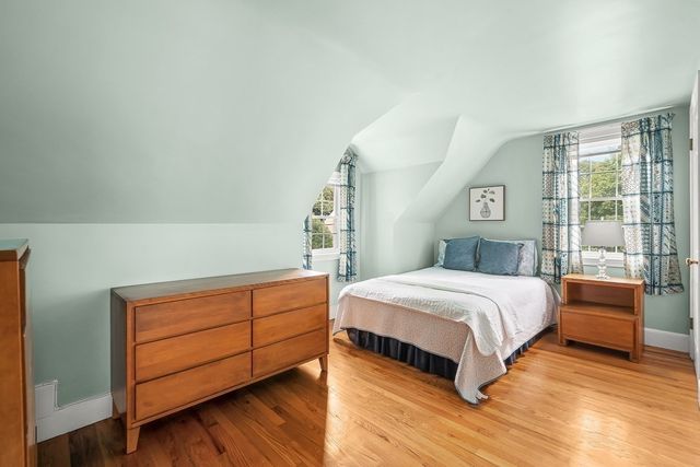 8 North Gateway, Winchester, MA 01890