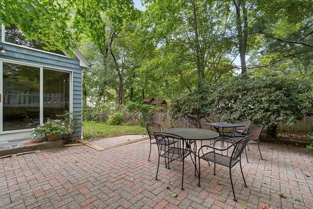 8 North Gateway, Winchester, MA 01890