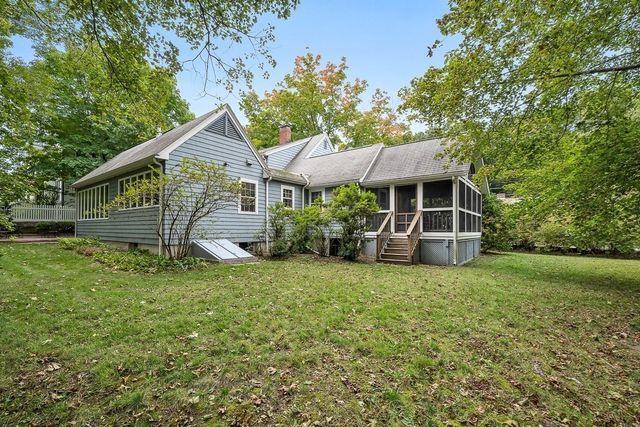 8 North Gateway, Winchester, MA 01890