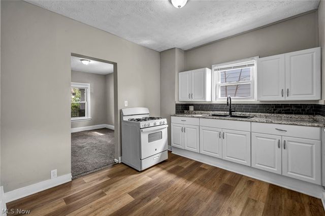 936 Selwyn Road, Cleveland Heights, OH 44112