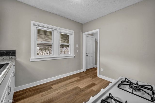 936 Selwyn Road, Cleveland Heights, OH 44112