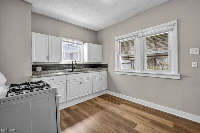 936 Selwyn Road, Cleveland Heights, OH 44112