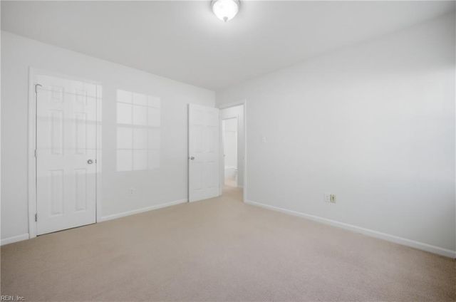 166 Fairmont DR, Hampton, VA 23666