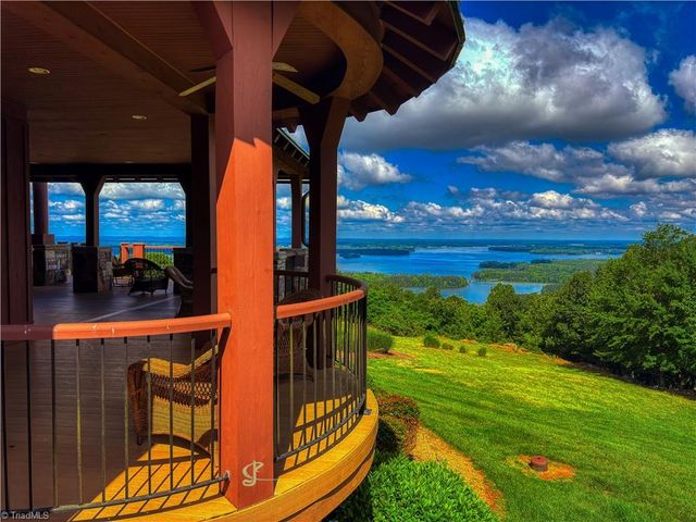 750 Palisade Trail, Denton, NC 27239