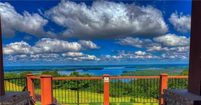 750 Palisade Trail, Denton, NC 27239