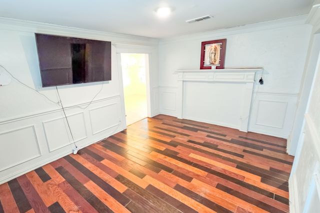 9713 Silver Meadow Drive, Dallas, TX 75217