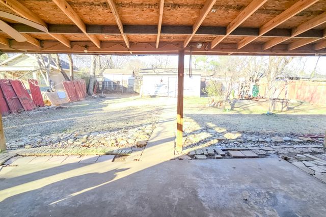 9713 Silver Meadow Drive, Dallas, TX 75217