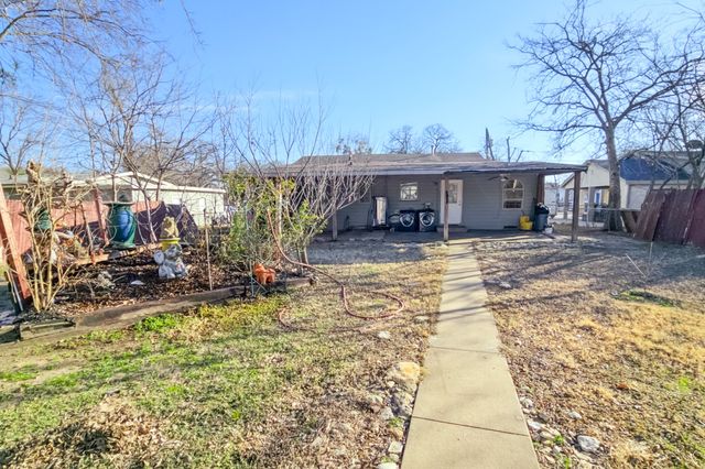 9713 Silver Meadow Drive, Dallas, TX 75217