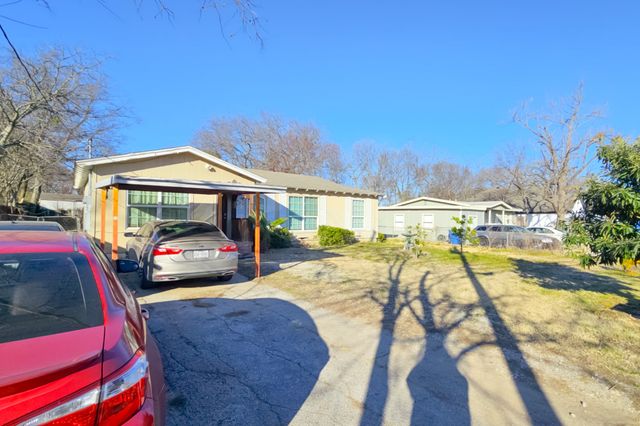 9713 Silver Meadow Drive, Dallas, TX 75217