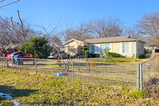 9713 Silver Meadow Drive, Dallas, TX 75217