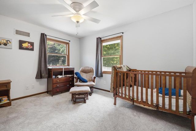 2319 Napa TRAIL, Waukesha, WI 53188