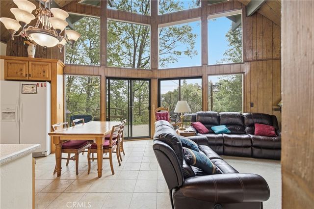 1170 Klondike, Lake Arrowhead, CA 92352