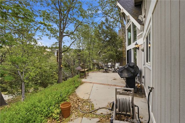 1170 Klondike, Lake Arrowhead, CA 92352