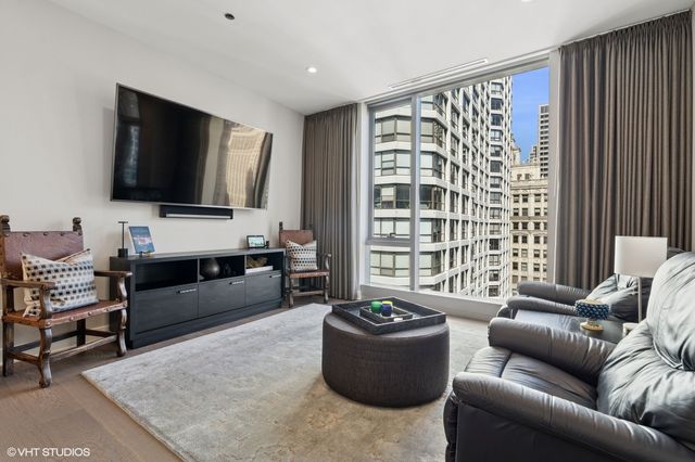403 N Wabash Street 15B, Chicago, IL 60611