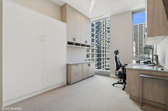 403 N Wabash Street 15B, Chicago, IL 60611