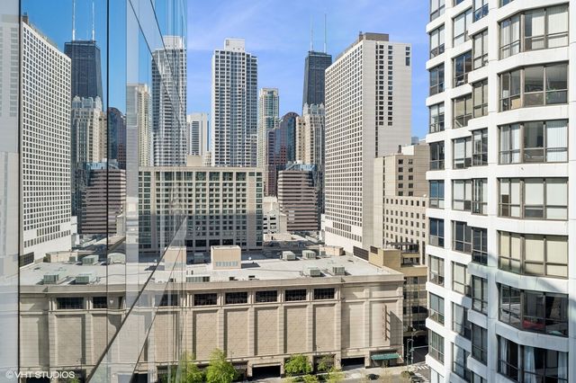 403 N Wabash Street 15B, Chicago, IL 60611